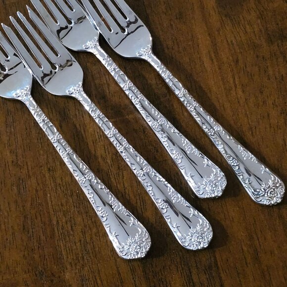 4 Williams Rogers Enchanted Rose Salad Fork 7" floral embossed maximalism 1995 - Picture 2 of 7